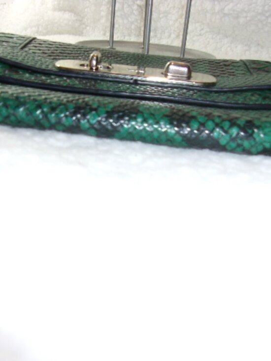 E-154 COACH SWAGGER CLUTCH IN PYTHON EMBOSSED LEATHER - Picture 11 of 13